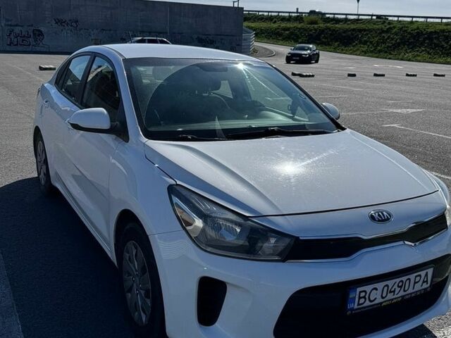 Білий Кіа Ріо, об'ємом двигуна 1.59 л та пробігом 150 тис. км за 11650 $, фото 13 на Automoto.ua