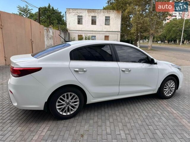 Белый Киа Рио, объемом двигателя 1.6 л и пробегом 144 тыс. км за 12999 $, фото 9 на Automoto.ua
