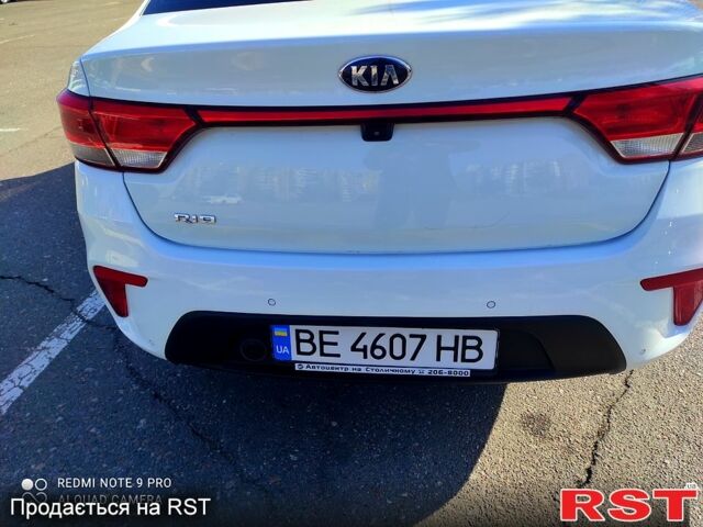 Белый Киа Рио, объемом двигателя 1.6 л и пробегом 144 тыс. км за 11999 $, фото 3 на Automoto.ua