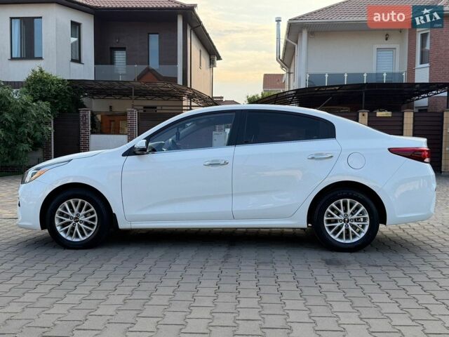 Білий Кіа Ріо, об'ємом двигуна 1.6 л та пробігом 18 тис. км за 14999 $, фото 18 на Automoto.ua