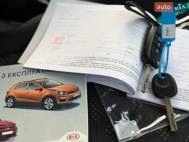 Білий Кіа Ріо, об'ємом двигуна 1.6 л та пробігом 18 тис. км за 14999 $, фото 52 на Automoto.ua