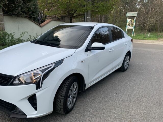 Белый Киа Рио, объемом двигателя 0 л и пробегом 57 тыс. км за 13077 $, фото 6 на Automoto.ua