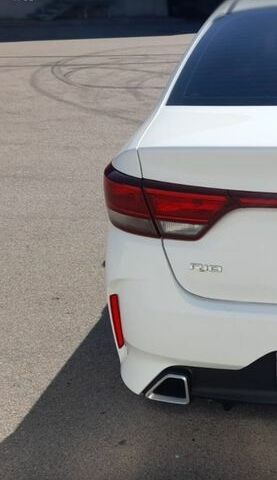 Белый Киа Рио, объемом двигателя 1.59 л и пробегом 41 тыс. км за 14122 $, фото 1 на Automoto.ua