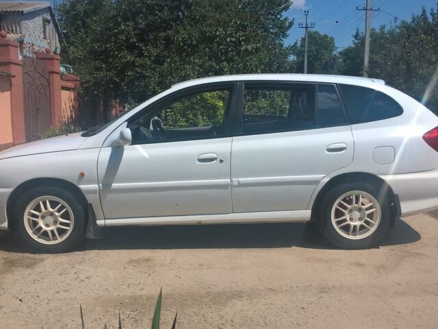 Белый Киа Рио, объемом двигателя 1.5 л и пробегом 180 тыс. км за 4700 $, фото 7 на Automoto.ua