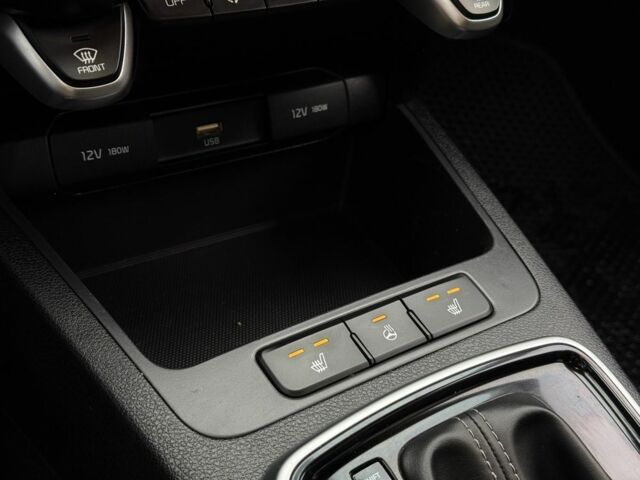 Белый Киа Рио, объемом двигателя 1.6 л и пробегом 30 тыс. км за 15600 $, фото 18 на Automoto.ua