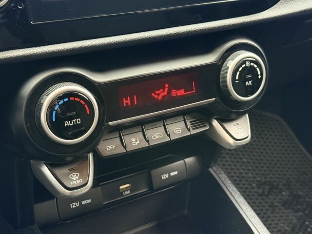 Белый Киа Рио, объемом двигателя 1.6 л и пробегом 30 тыс. км за 15600 $, фото 19 на Automoto.ua