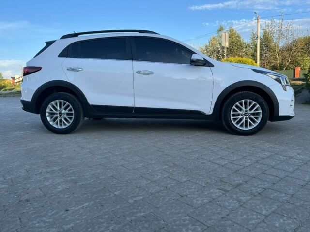 Белый Киа Рио, объемом двигателя 1.6 л и пробегом 83 тыс. км за 17800 $, фото 5 на Automoto.ua