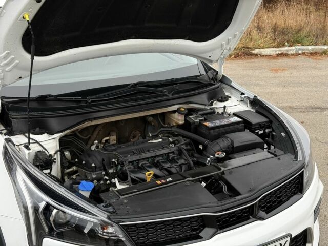Белый Киа Рио, объемом двигателя 1.6 л и пробегом 30 тыс. км за 15600 $, фото 23 на Automoto.ua