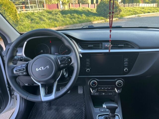 Белый Киа Рио, объемом двигателя 1.6 л и пробегом 83 тыс. км за 17800 $, фото 20 на Automoto.ua