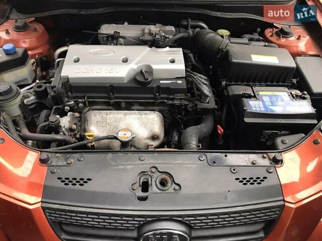 Бежевый Киа Рио, объемом двигателя 1.4 л и пробегом 78 тыс. км за 5570 $, фото 4 на Automoto.ua