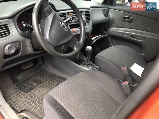 Бежевый Киа Рио, объемом двигателя 1.4 л и пробегом 78 тыс. км за 5570 $, фото 8 на Automoto.ua
