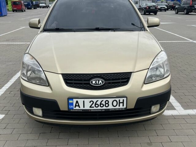 Бежевый Киа Рио, объемом двигателя 1.4 л и пробегом 2 тыс. км за 6100 $, фото 3 на Automoto.ua
