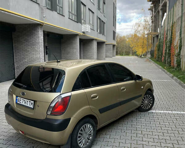 Кіа Ріо 2008 у Хмельницькому на Automoto.ua Бежевий Кіа Ріо, об'ємом двигуна 1.4 л та пробігом 352 тис. км за 3750 $, фото 4 на Automoto.ua