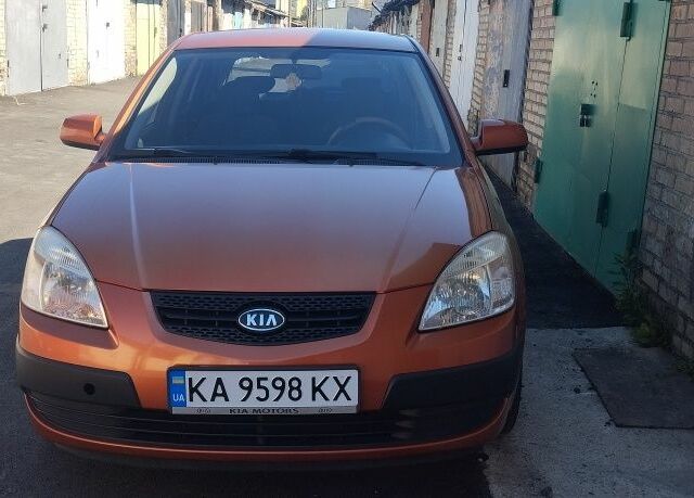 Бежевый Киа Рио, объемом двигателя 1.4 л и пробегом 163 тыс. км за 5500 $, фото 2 на Automoto.ua