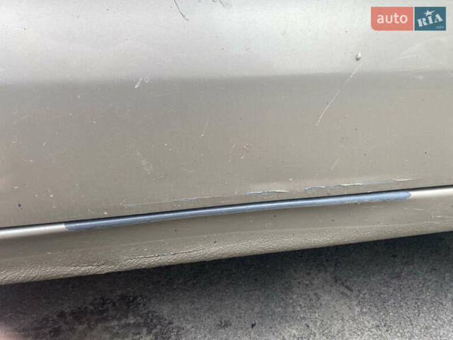 Бежевый Киа Рио, объемом двигателя 1.59 л и пробегом 150 тыс. км за 7500 $, фото 10 на Automoto.ua