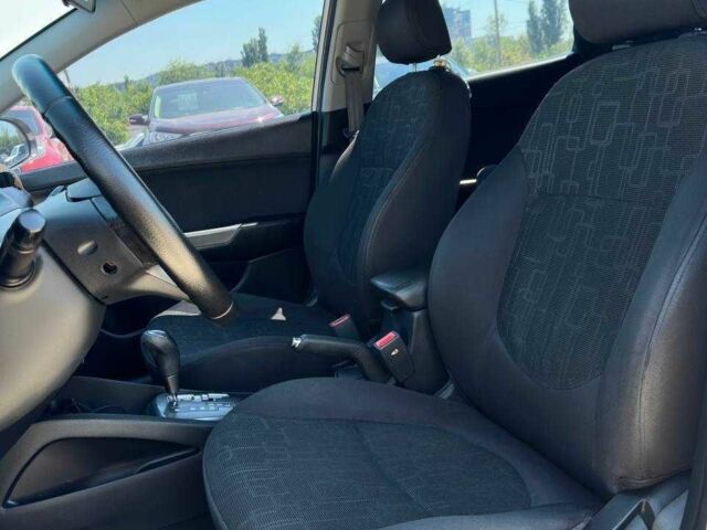 Бежевий Кіа Ріо, об'ємом двигуна 1.6 л та пробігом 134 тис. км за 8895 $, фото 11 на Automoto.ua