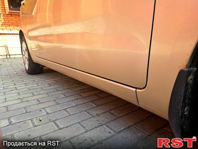 Бежевый Киа Рио, объемом двигателя 1.4 л и пробегом 145 тыс. км за 7500 $, фото 4 на Automoto.ua
