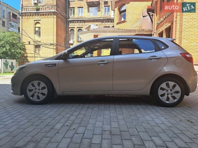 Бежевий Кіа Ріо, об'ємом двигуна 1.4 л та пробігом 145 тис. км за 6500 $, фото 2 на Automoto.ua