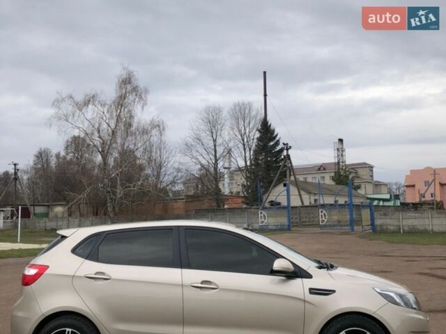 Бежевый Киа Рио, объемом двигателя 1.59 л и пробегом 41 тыс. км за 8700 $, фото 7 на Automoto.ua