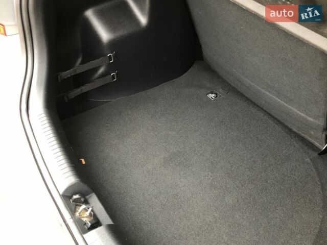 Бежевый Киа Рио, объемом двигателя 1.59 л и пробегом 41 тыс. км за 8700 $, фото 36 на Automoto.ua