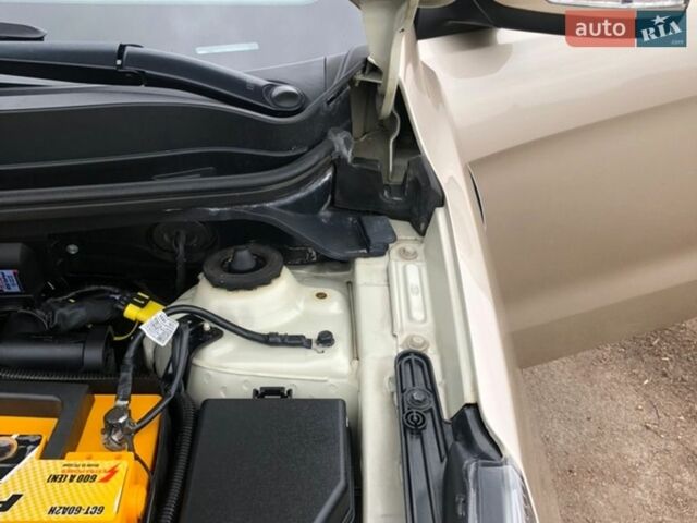 Бежевый Киа Рио, объемом двигателя 1.59 л и пробегом 41 тыс. км за 8700 $, фото 56 на Automoto.ua