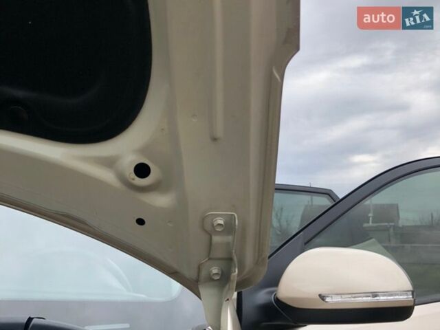 Бежевый Киа Рио, объемом двигателя 1.59 л и пробегом 41 тыс. км за 8700 $, фото 55 на Automoto.ua