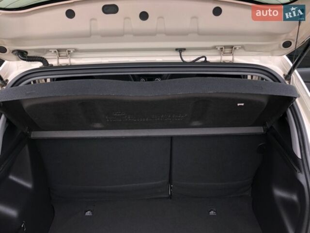 Бежевый Киа Рио, объемом двигателя 1.59 л и пробегом 41 тыс. км за 8700 $, фото 33 на Automoto.ua