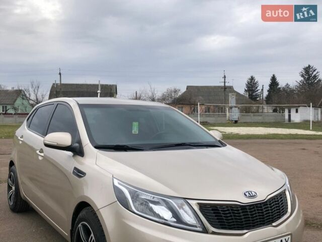 Бежевый Киа Рио, объемом двигателя 1.59 л и пробегом 41 тыс. км за 8700 $, фото 5 на Automoto.ua
