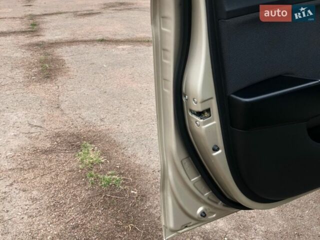Бежевый Киа Рио, объемом двигателя 1.59 л и пробегом 41 тыс. км за 8700 $, фото 51 на Automoto.ua