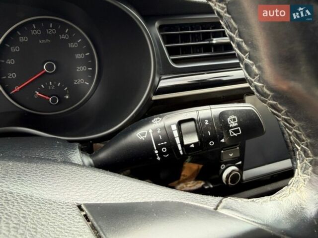 Бежевый Киа Рио, объемом двигателя 1.59 л и пробегом 83 тыс. км за 15900 $, фото 36 на Automoto.ua