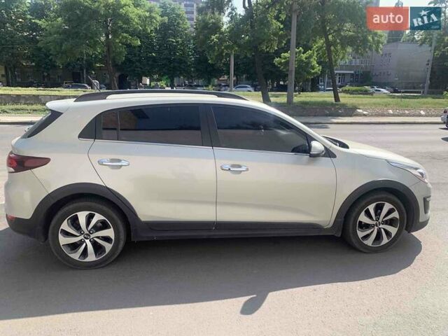 Бежевый Киа Рио, объемом двигателя 1.59 л и пробегом 95 тыс. км за 16000 $, фото 1 на Automoto.ua