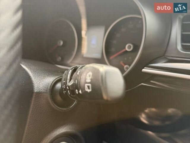 Бежевый Киа Рио, объемом двигателя 1.59 л и пробегом 83 тыс. км за 15900 $, фото 35 на Automoto.ua
