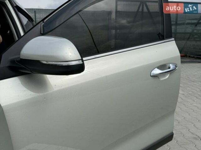 Бежевый Киа Рио, объемом двигателя 1.59 л и пробегом 83 тыс. км за 15900 $, фото 18 на Automoto.ua