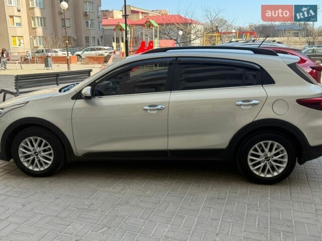 Бежевий Кіа Ріо, об'ємом двигуна 1.59 л та пробігом 43 тис. км за 15999 $, фото 2 на Automoto.ua