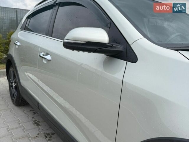 Бежевый Киа Рио, объемом двигателя 1.59 л и пробегом 83 тыс. км за 15900 $, фото 2 на Automoto.ua