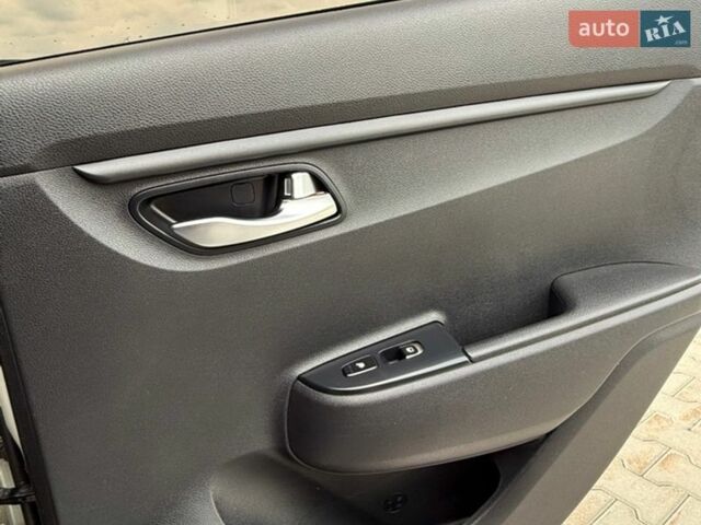 Бежевый Киа Рио, объемом двигателя 1.59 л и пробегом 83 тыс. км за 15900 $, фото 24 на Automoto.ua