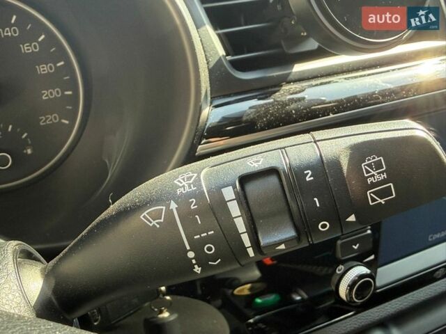 Бежевий Кіа Ріо, об'ємом двигуна 1.59 л та пробігом 43 тис. км за 15999 $, фото 54 на Automoto.ua