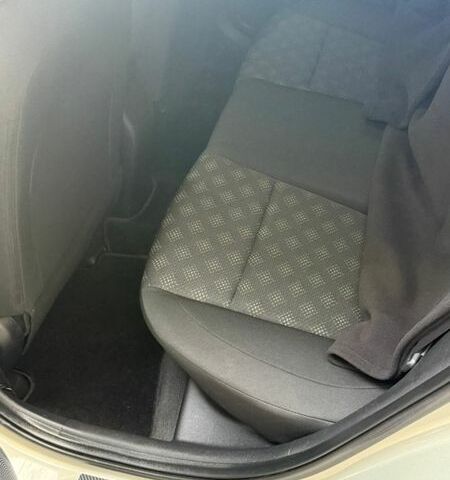 Бежевий Кіа Ріо, об'ємом двигуна 1.59 л та пробігом 43 тис. км за 15999 $, фото 41 на Automoto.ua