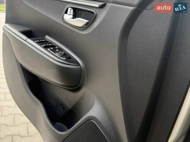 Бежевый Киа Рио, объемом двигателя 1.59 л и пробегом 83 тыс. км за 15900 $, фото 27 на Automoto.ua
