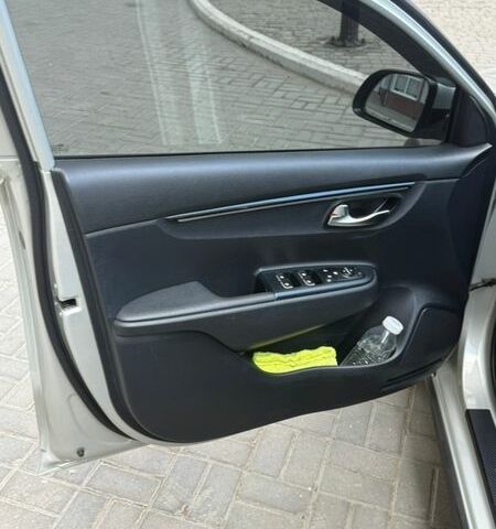 Бежевий Кіа Ріо, об'ємом двигуна 1.59 л та пробігом 43 тис. км за 15999 $, фото 33 на Automoto.ua