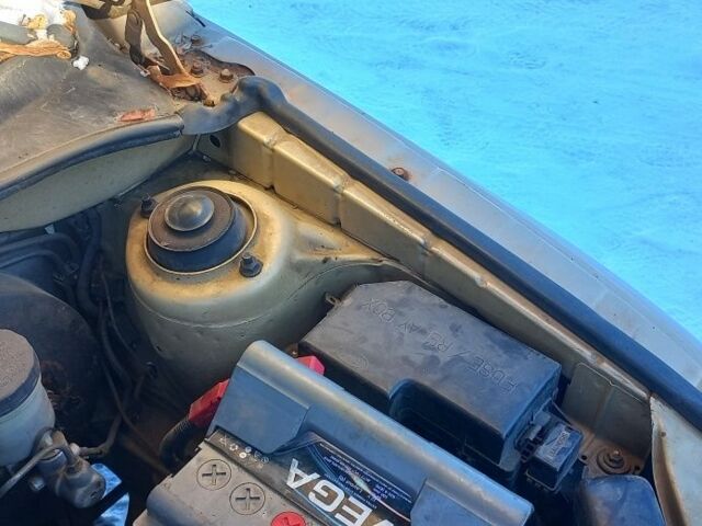 Бежевый Киа Рио, объемом двигателя 1.3 л и пробегом 293 тыс. км за 1900 $, фото 12 на Automoto.ua