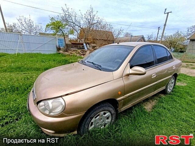 Бежевий Кіа Ріо, об'ємом двигуна 1.5 л та пробігом 0 тис. км за 1750 $, фото 1 на Automoto.ua