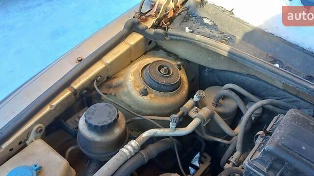 Бежевый Киа Рио, объемом двигателя 1.34 л и пробегом 293 тыс. км за 1900 $, фото 12 на Automoto.ua