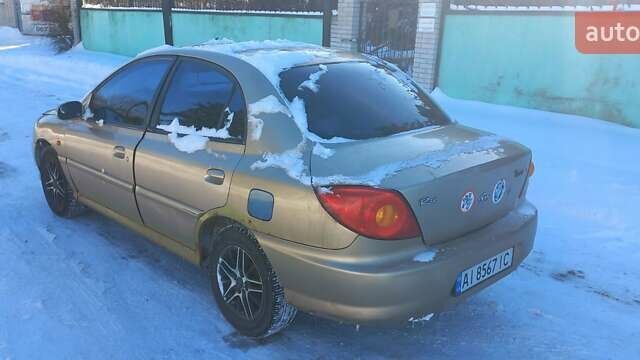 Бежевый Киа Рио, объемом двигателя 1.34 л и пробегом 293 тыс. км за 1900 $, фото 5 на Automoto.ua