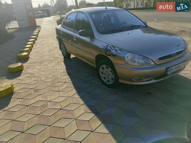 Бежевий Кіа Ріо, об'ємом двигуна 1.5 л та пробігом 261 тис. км за 2600 $, фото 4 на Automoto.ua