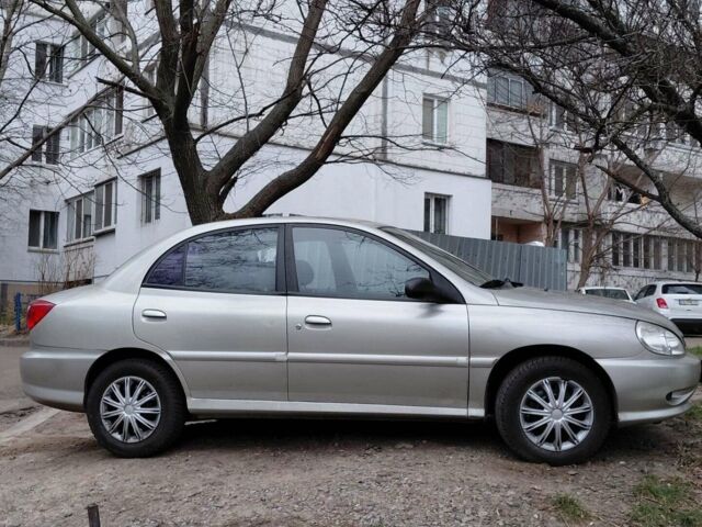 Бежевый Киа Рио, объемом двигателя 1.5 л и пробегом 153 тыс. км за 2999 $, фото 1 на Automoto.ua