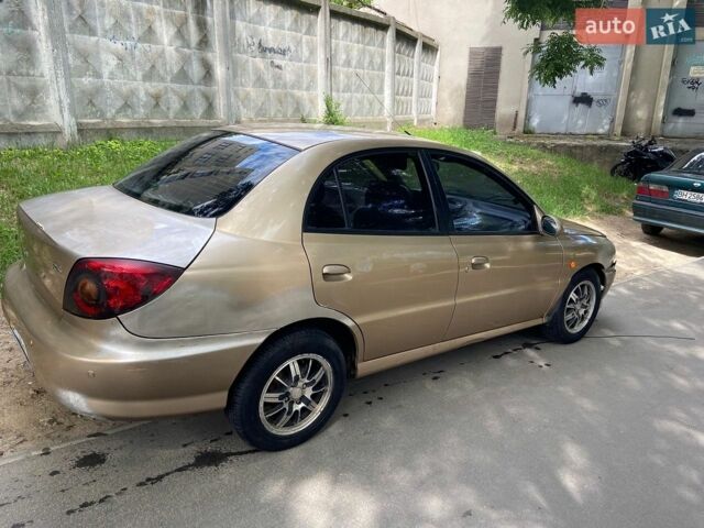 Бежевий Кіа Ріо, об'ємом двигуна 1.3 л та пробігом 200 тис. км за 900 $, фото 7 на Automoto.ua