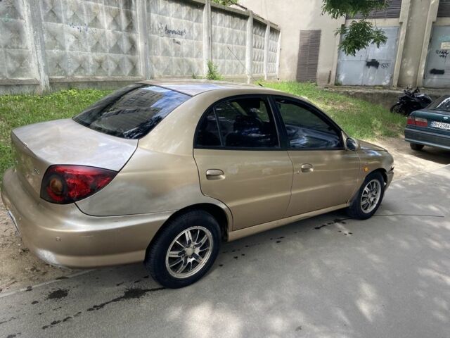 Бежевый Киа Рио, объемом двигателя 1.3 л и пробегом 200 тыс. км за 850 $, фото 5 на Automoto.ua