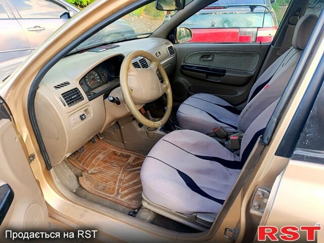Бежевий Кіа Ріо, об'ємом двигуна 1.5 л та пробігом 2 тис. км за 2500 $, фото 2 на Automoto.ua