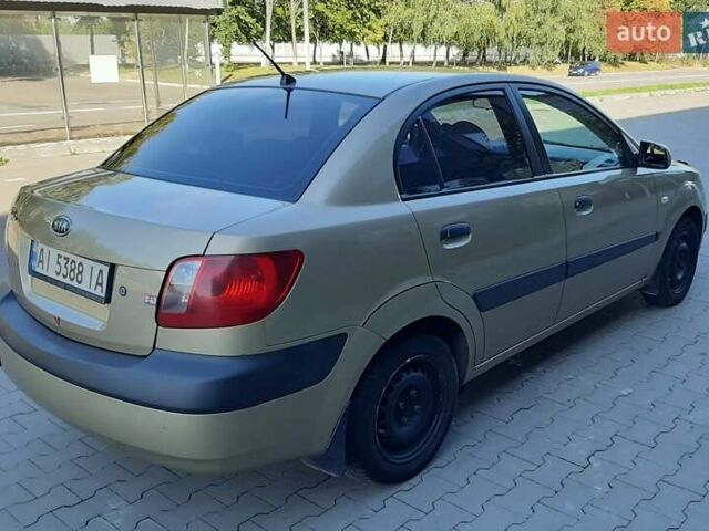 Бежевый Киа Рио, объемом двигателя 1.4 л и пробегом 250 тыс. км за 4900 $, фото 12 на Automoto.ua